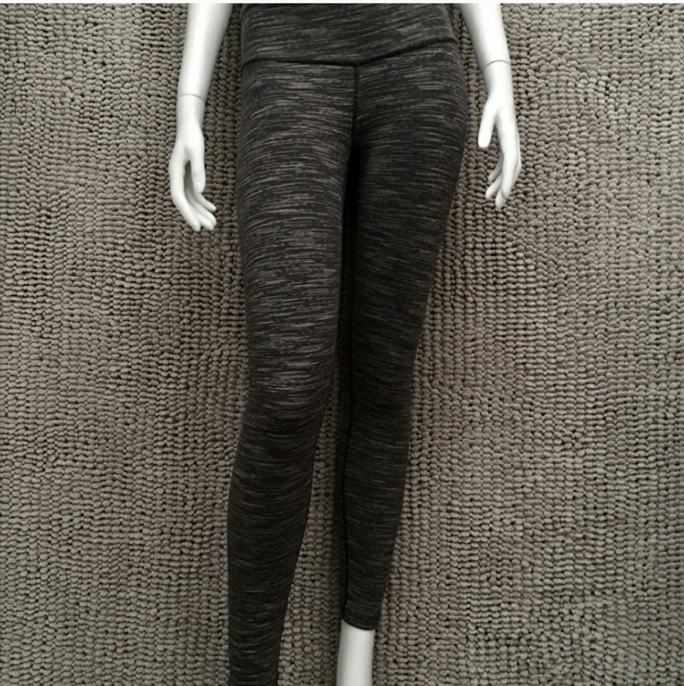 Lululemon Wunder Under Pants Sz 6